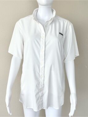 Columbia Ladies White Short-Sleeve Button-Up Shirt